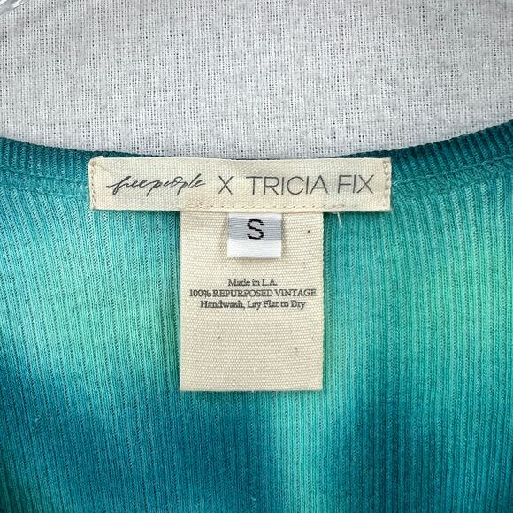 FREE PEOPLE X TRICIA FIX Reworked T-shirt Small Turquoise White Short Sleeve Rib - Picture 8 of 14